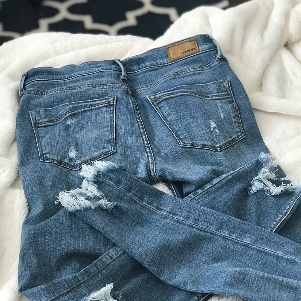 Distressed jeans’ - Picture 2 of 5